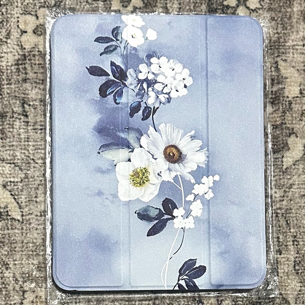 iPad Air Case 11” - Blue Multicolor